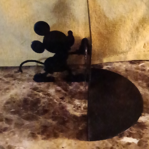 Mickey & Minnie Metal Bookends - Picture 3 of 5